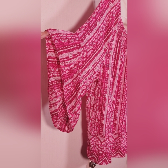 Terra & Sky Fucshia Printed Ruffle Bell Sleeve Size 2X Tunic Top Flowy Boho - Picture 3 of 10